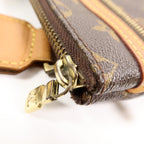 Louis Vuitton Pochette Bosphore · Monogram