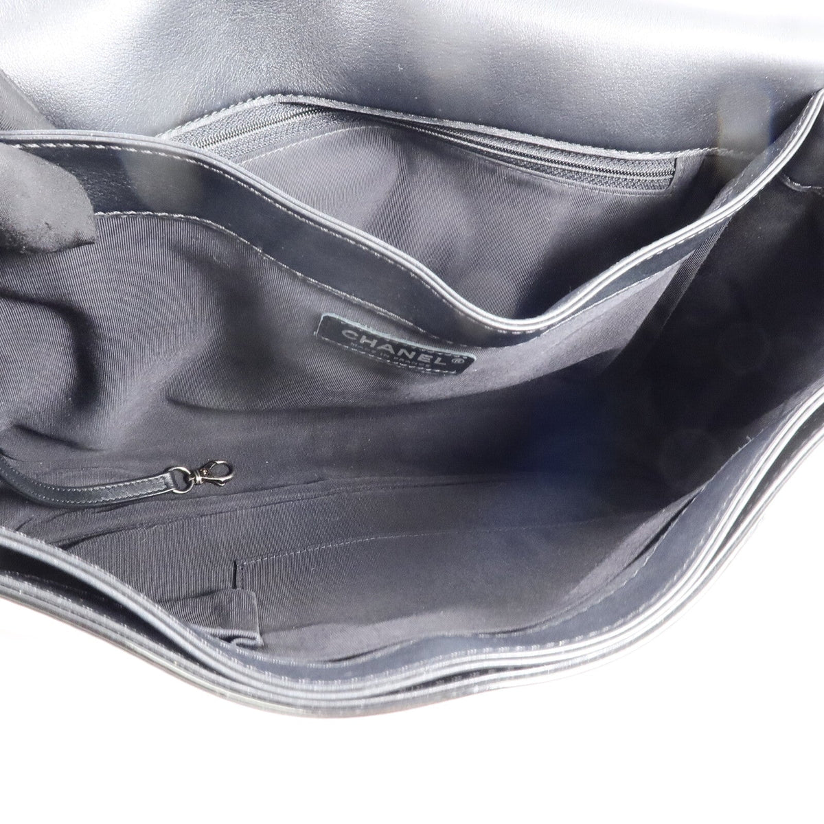 Chanel Reverso Boy XL · Patent Leather