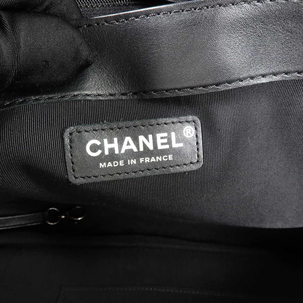 Chanel Reverso Boy XL · Patent Leather