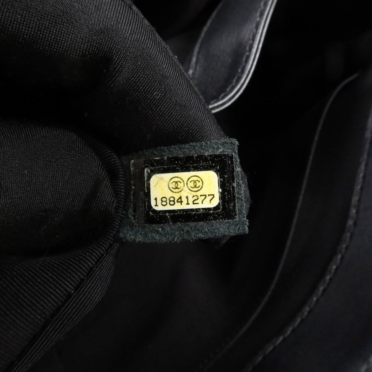 Chanel Reverso Boy XL · Patent Leather