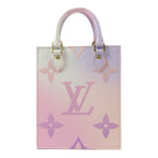 Louis Vuitton Petit Sac Plat · Monogram Giant
