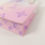 Louis Vuitton Petit Sac Plat · Monogram Giant