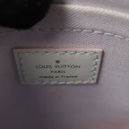 Louis Vuitton Petit Sac Plat · Monogram Giant
