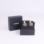 CHANEL CC Heart Earrings · Metal