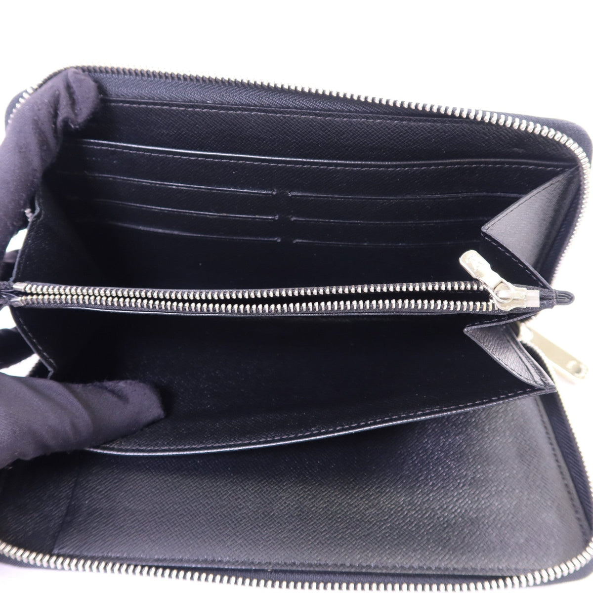 Louis Vuitton · Epi Leather · Long Wallet