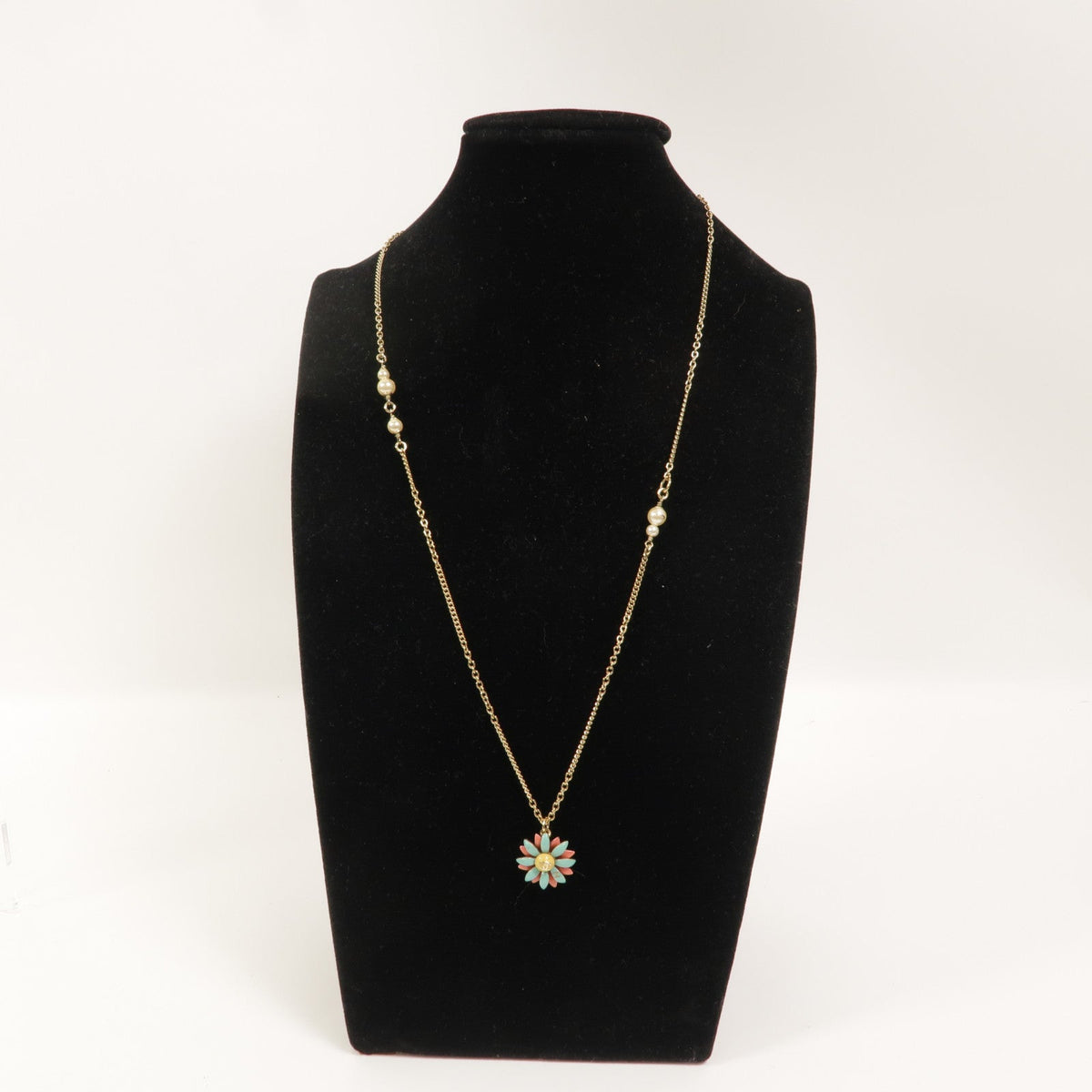 Chanel CC · 17C Edition · Necklace