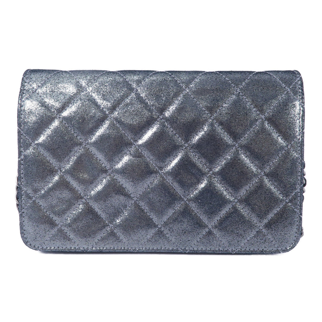 Chanel Wallet On Chain · Canvas