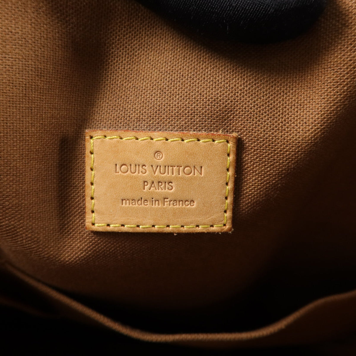 Louis Vuitton Cabas Beaubourg · Monogram