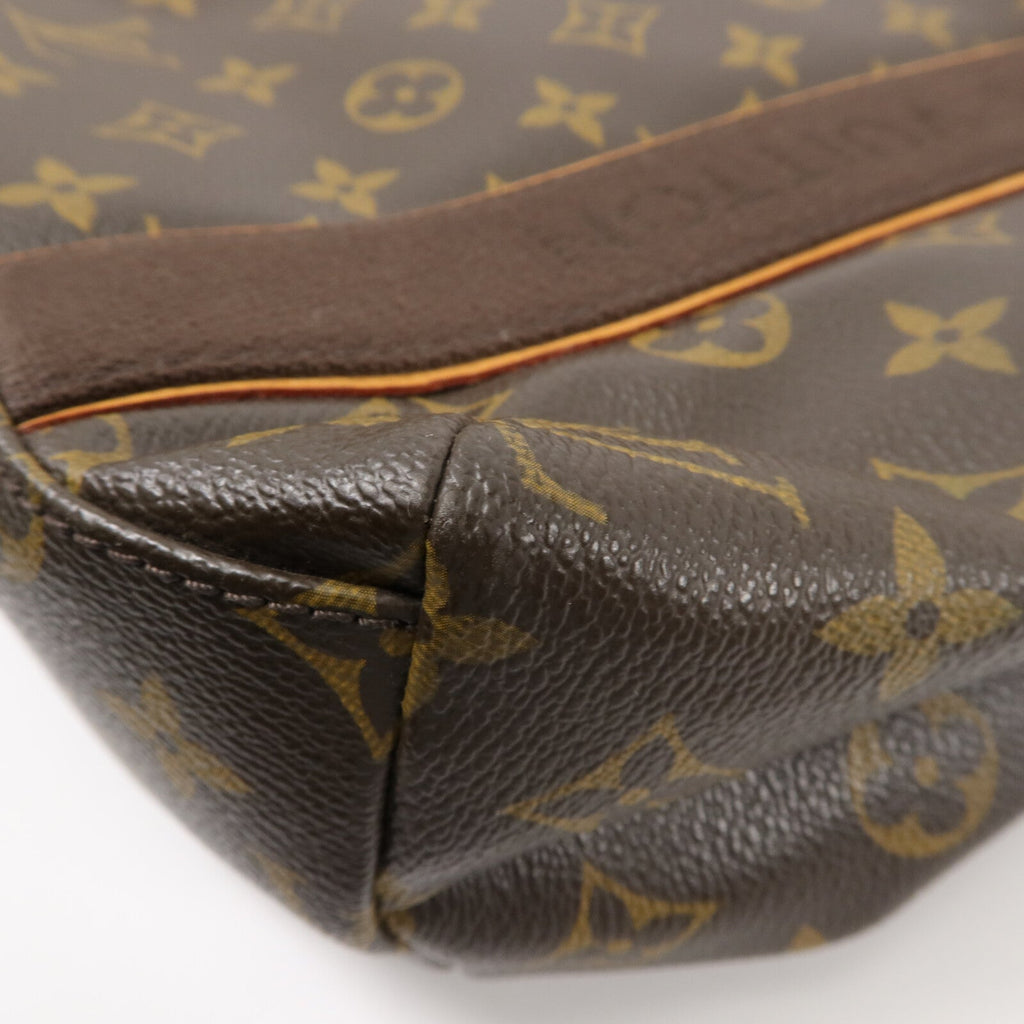 Louis Vuitton Cabas Beaubourg · Monogram