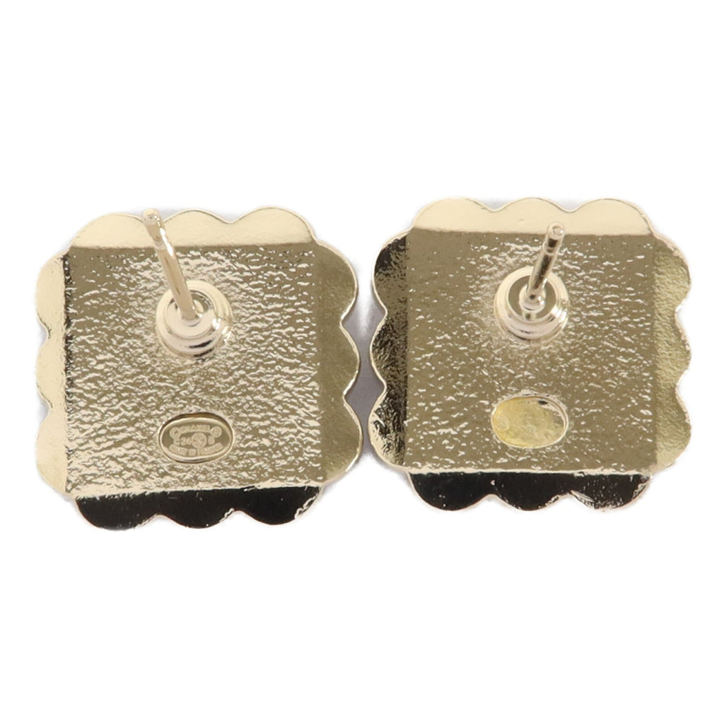 CHANEL CC Pierced Earrings · Metal