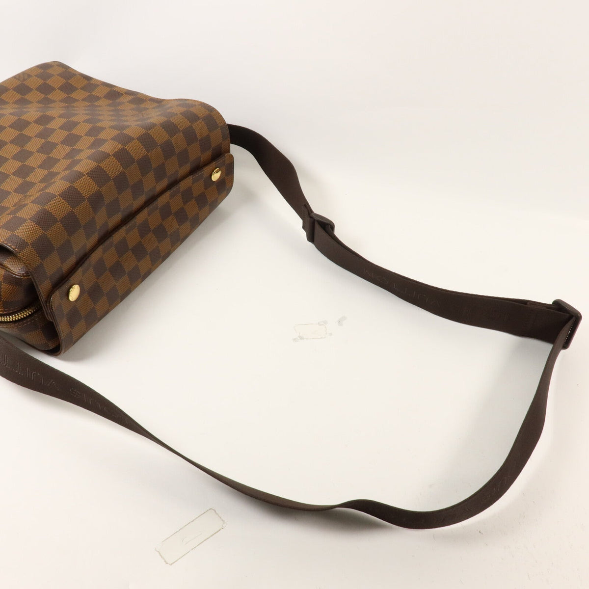 LOUIS VUITTON Naviglio · Damier