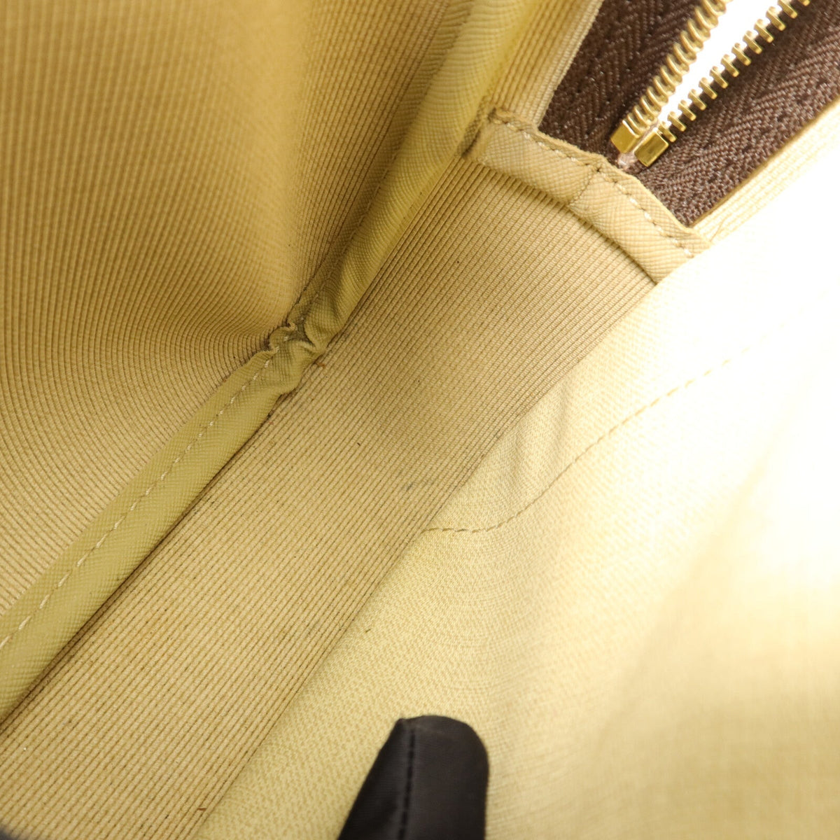 Louis Vuitton Reporter PM · Monogram