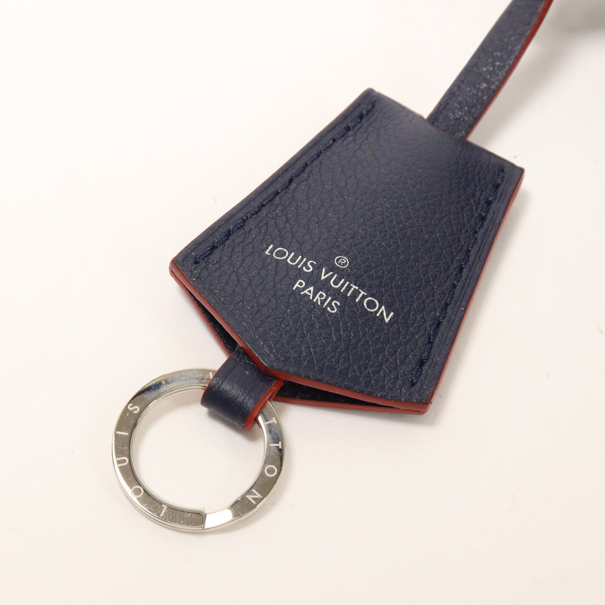 Louis Vuitton My Lockme · Calfskin