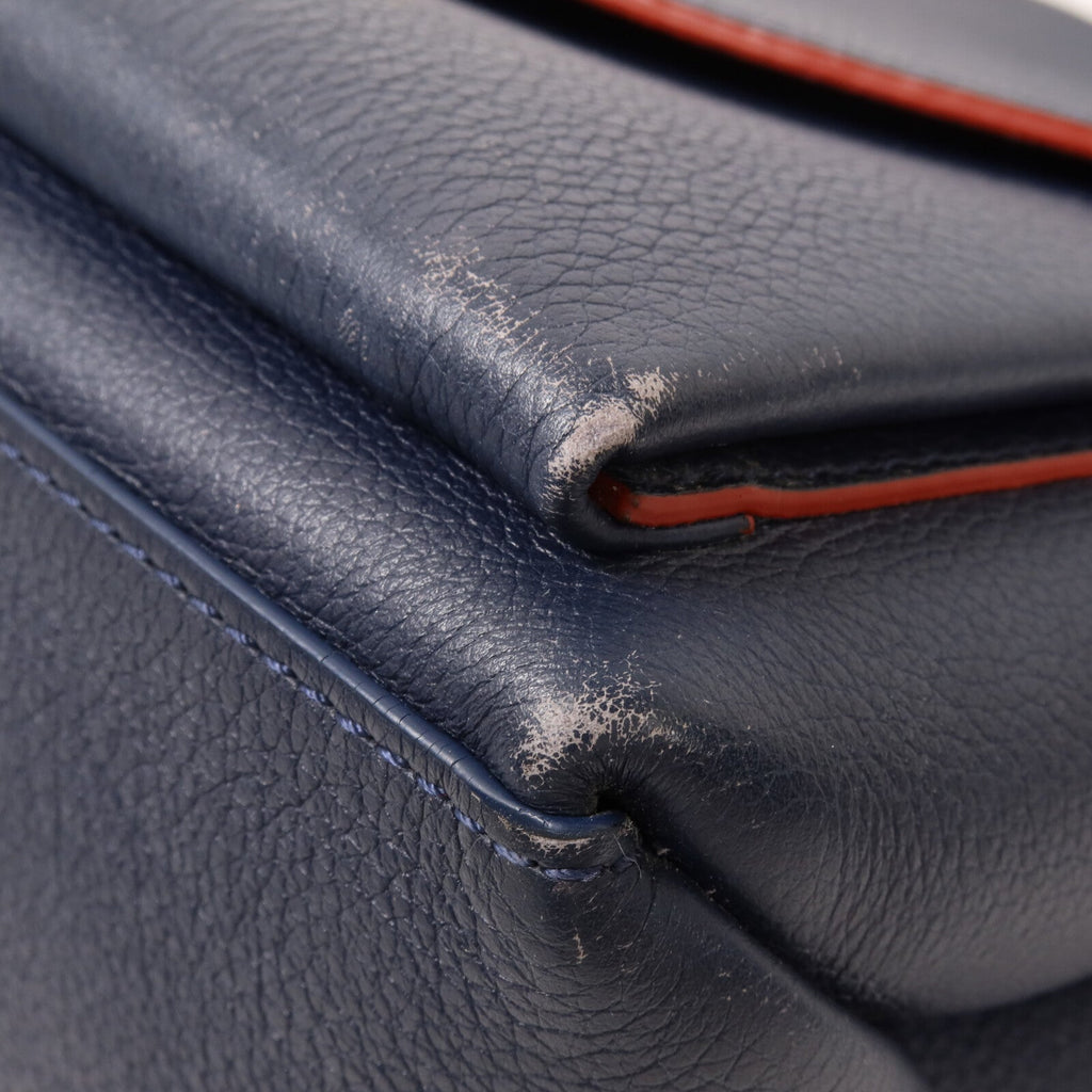 Louis Vuitton My Lockme · Calfskin