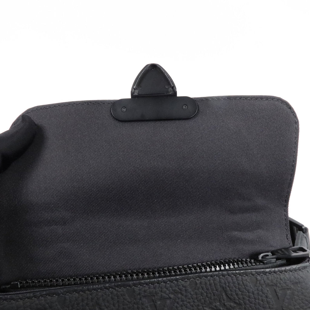 Louis Vuitton S Lock Sling · Taurillon