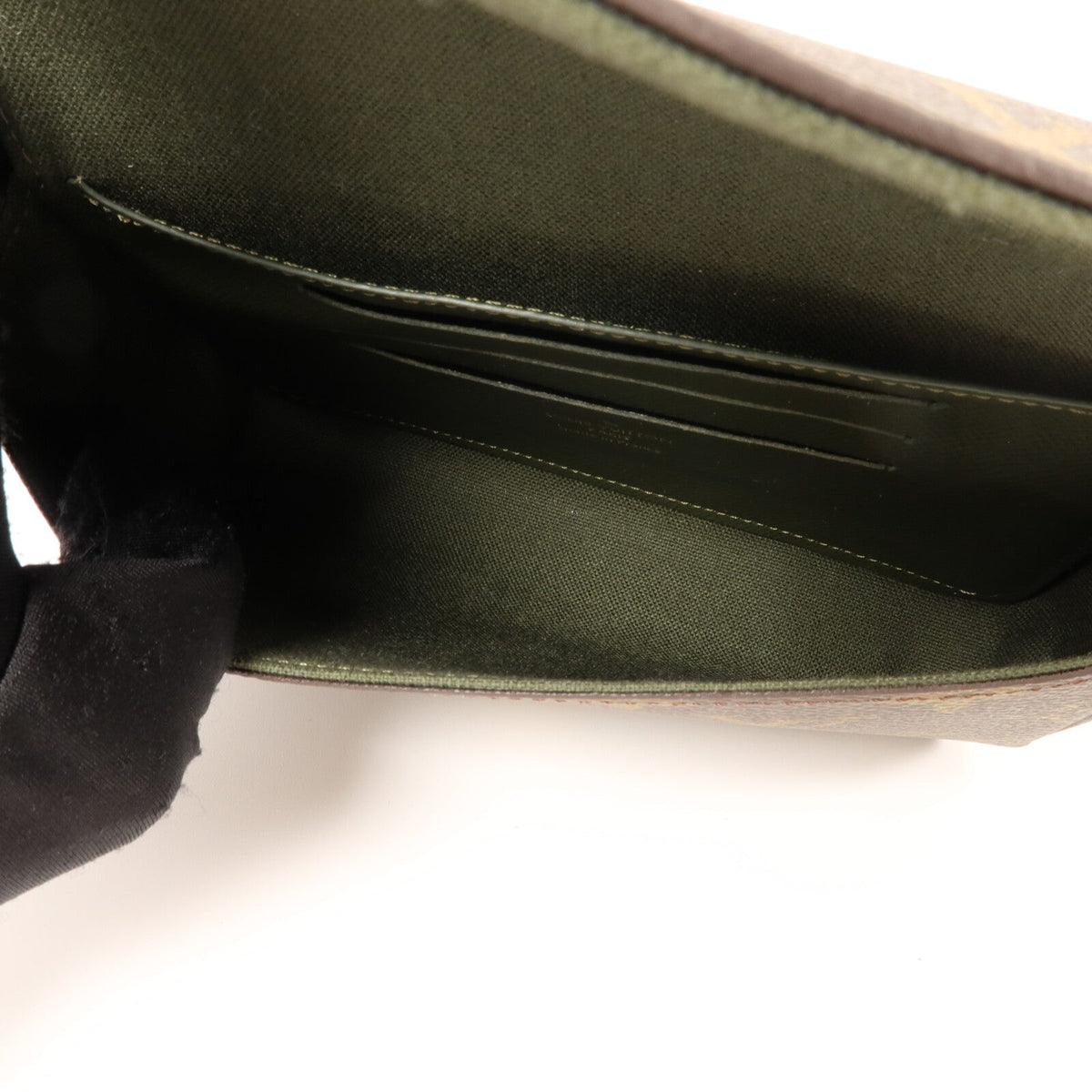Louis Vuitton Felicie Strap & Go · Monogram