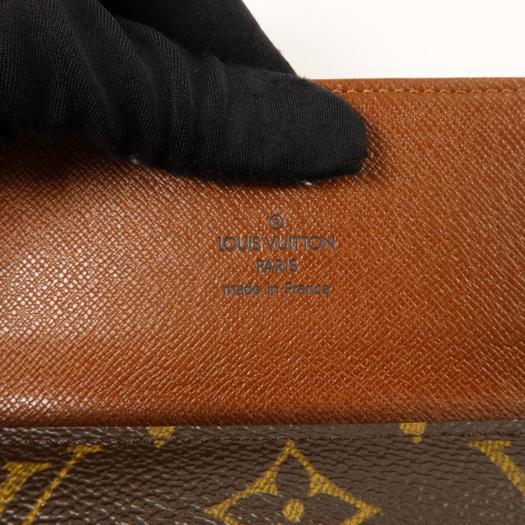 Louis Vuitton · Monogram · Trifold Wallet