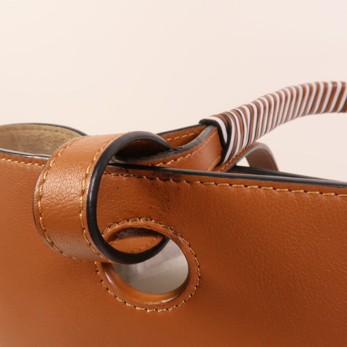 Loewe Anagram Tote Small · Calfskin