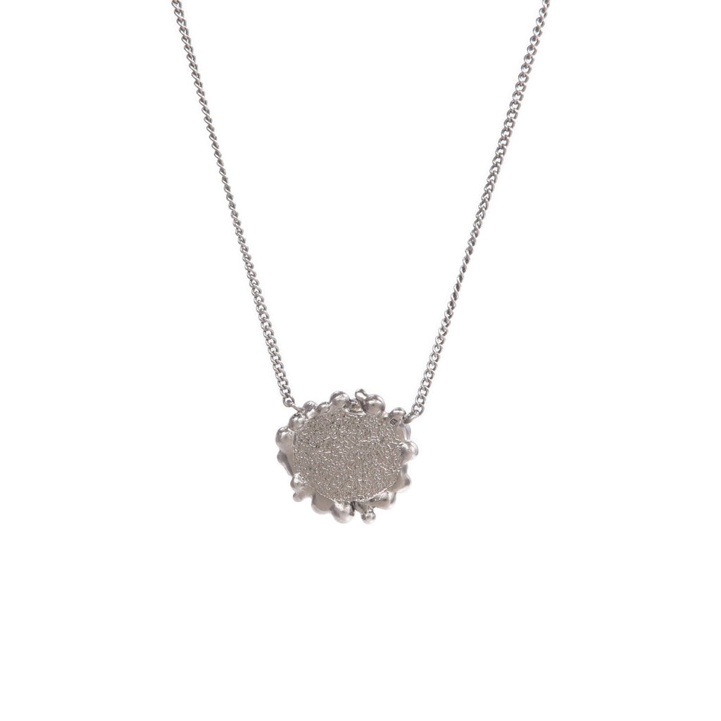 CHANEL CC Stone Necklace · Metal