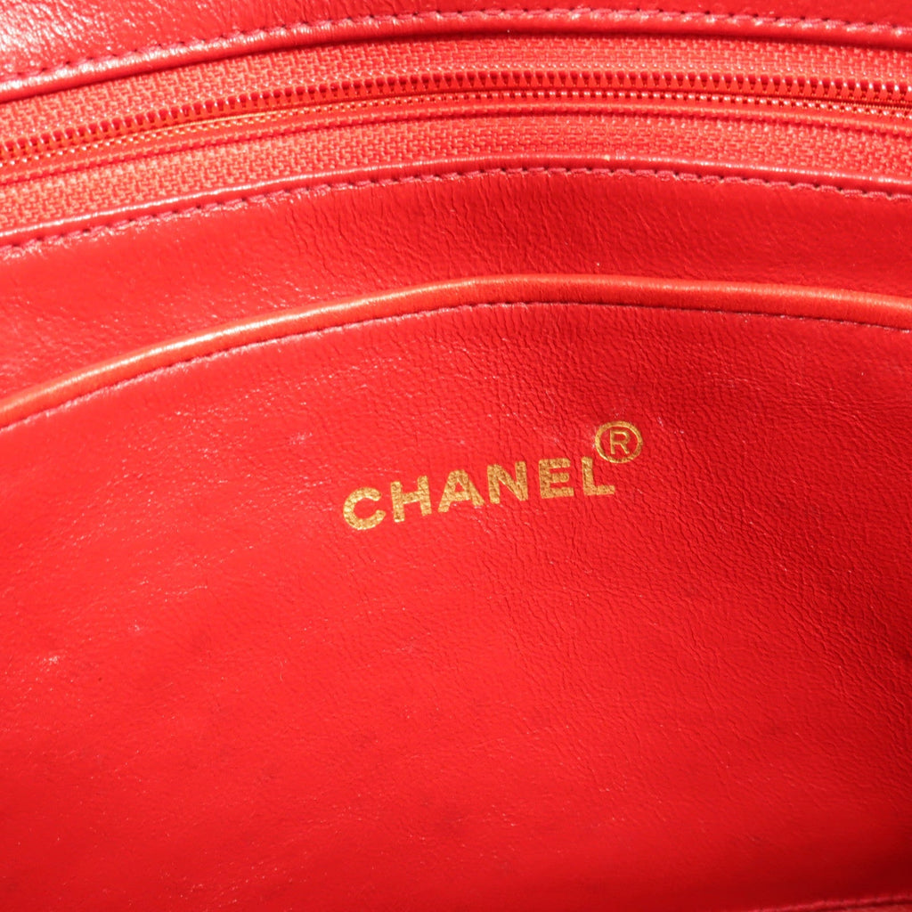 Chanel Vintage · Lambskin Chain Bag