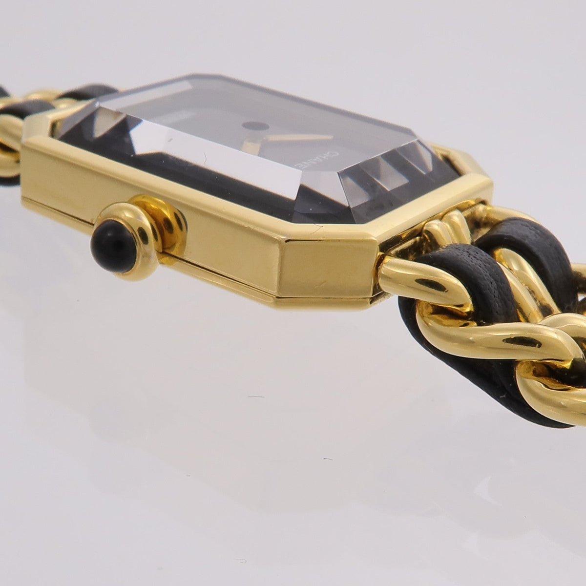 Chanel Premiere XL · Quartz · Leather
