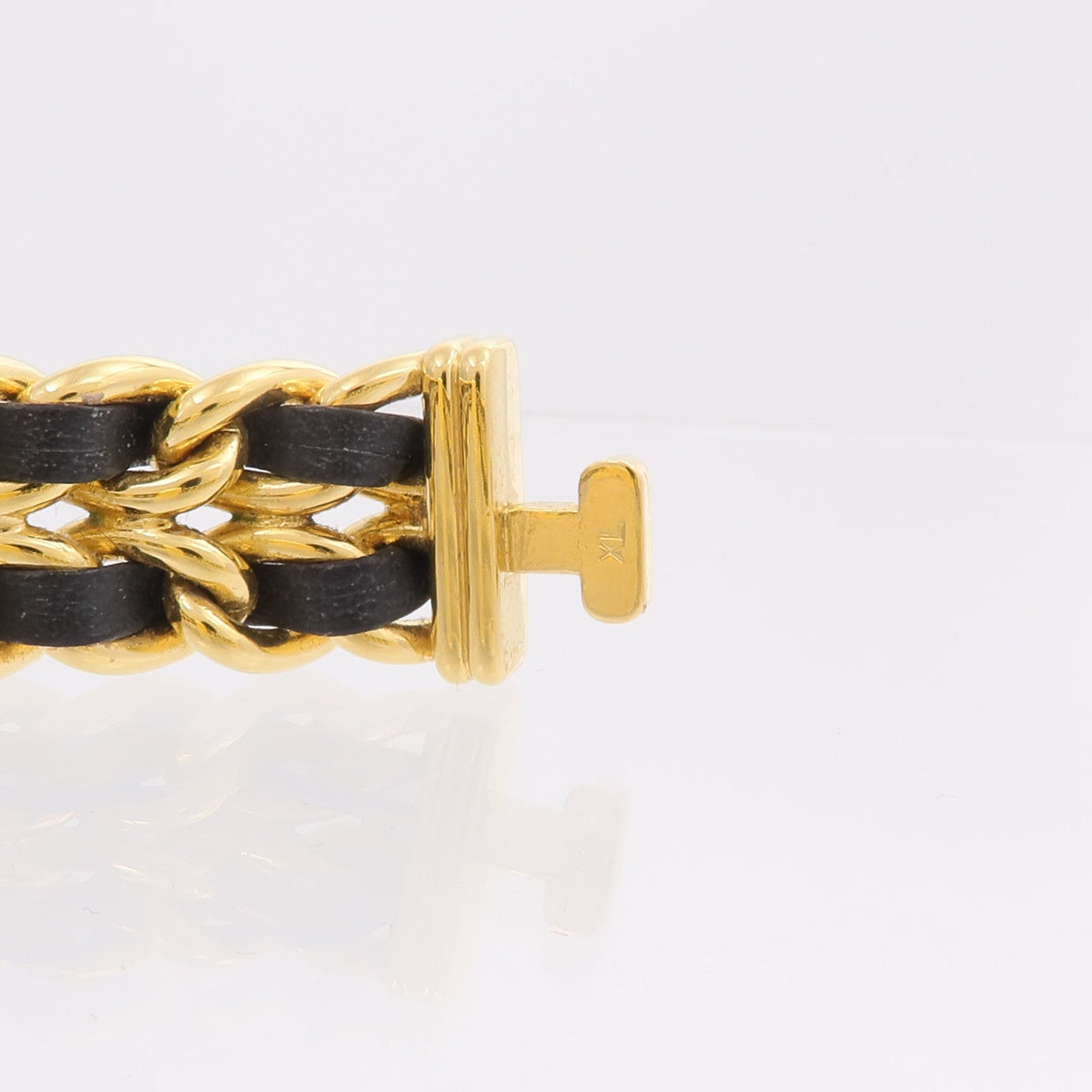 Chanel Premiere XL · Quartz · Leather