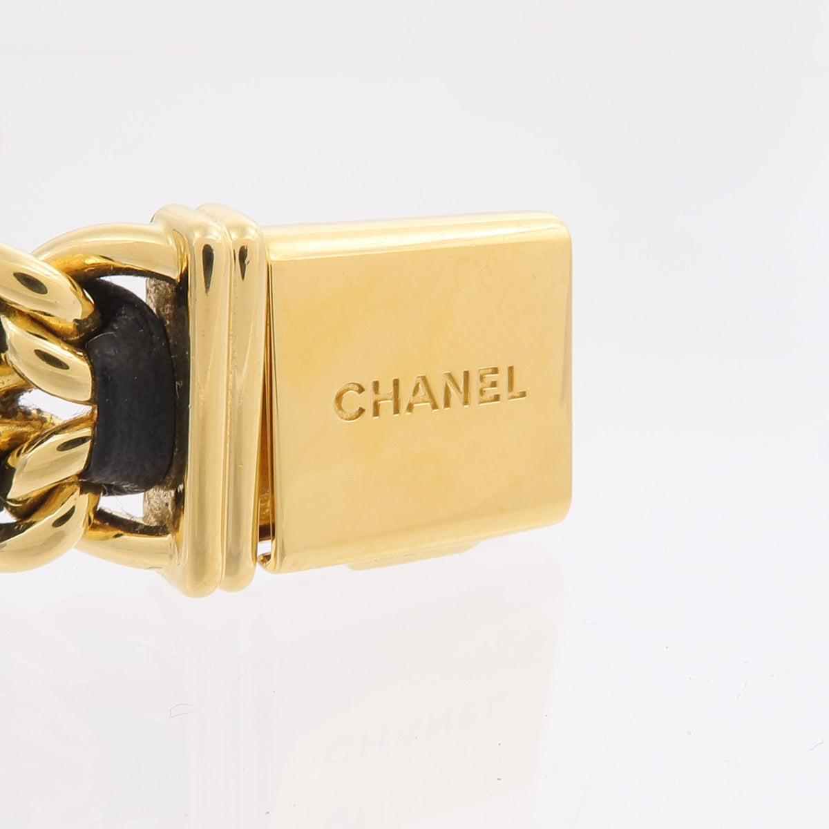 Chanel Premiere XL · Quartz · Leather