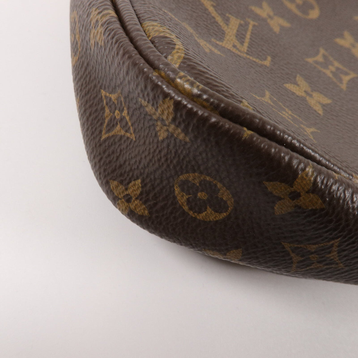 Louis Vuitton Multi Pochette Accessoires