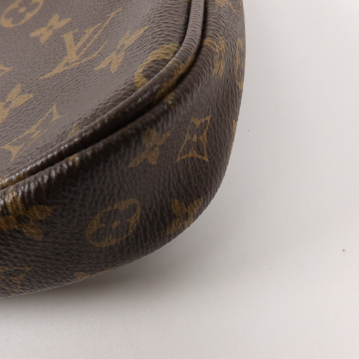 Louis Vuitton Multi Pochette Accessoires
