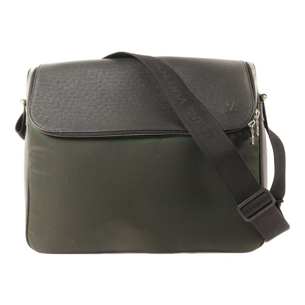 Louis Vuitton Taimyr · Taiga · Shoulder Bag