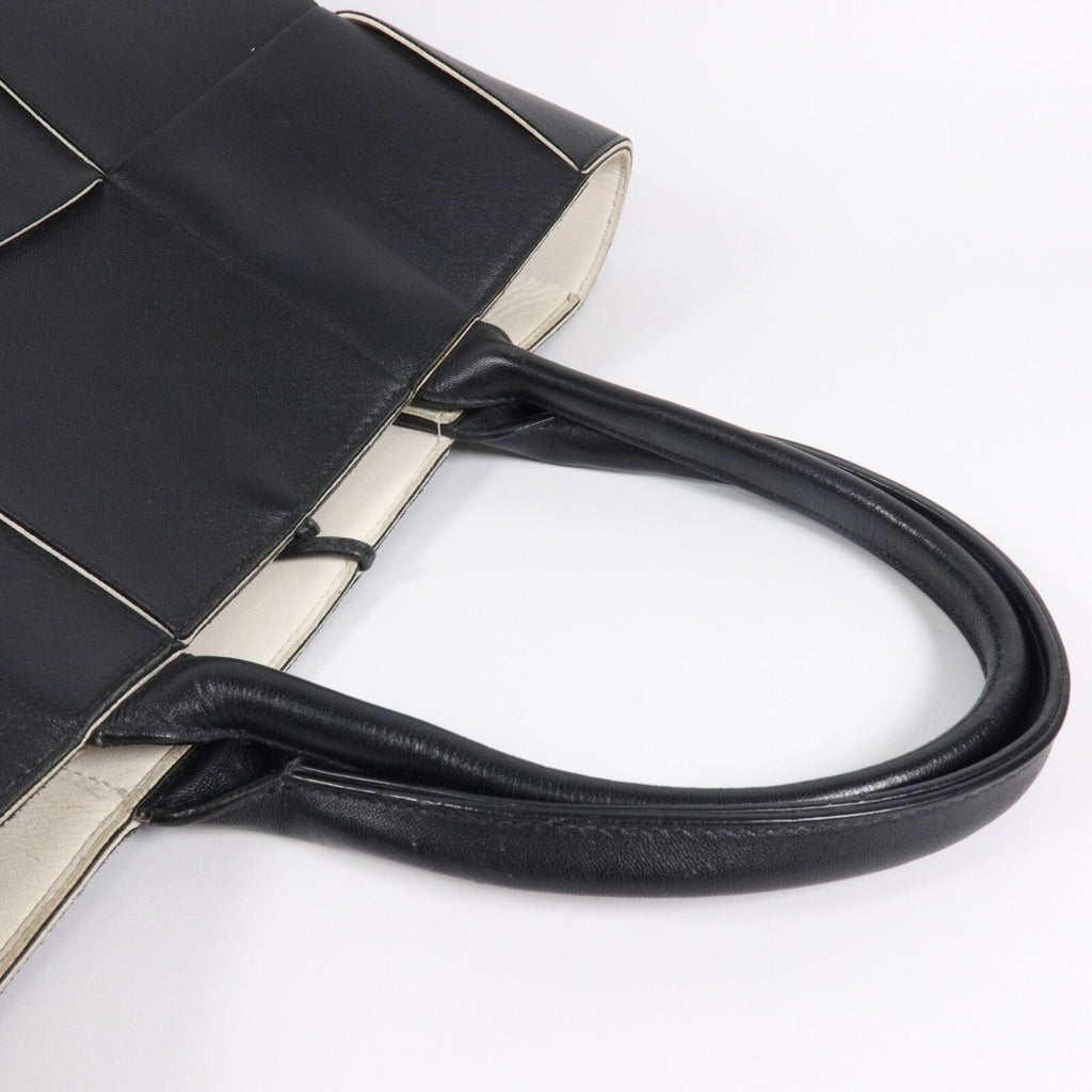 Bottega Veneta Arco · Lambskin · Tote
