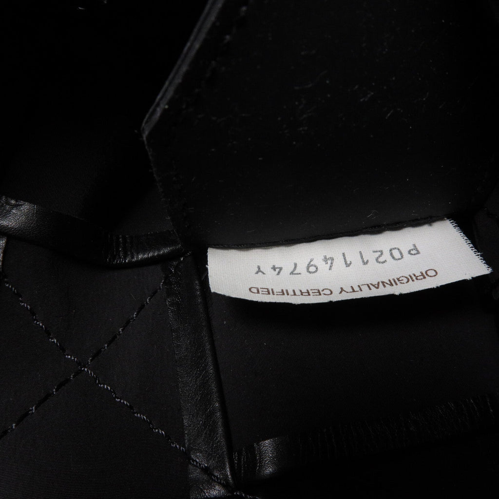 Bottega Veneta Cassette · Lambskin Clutch