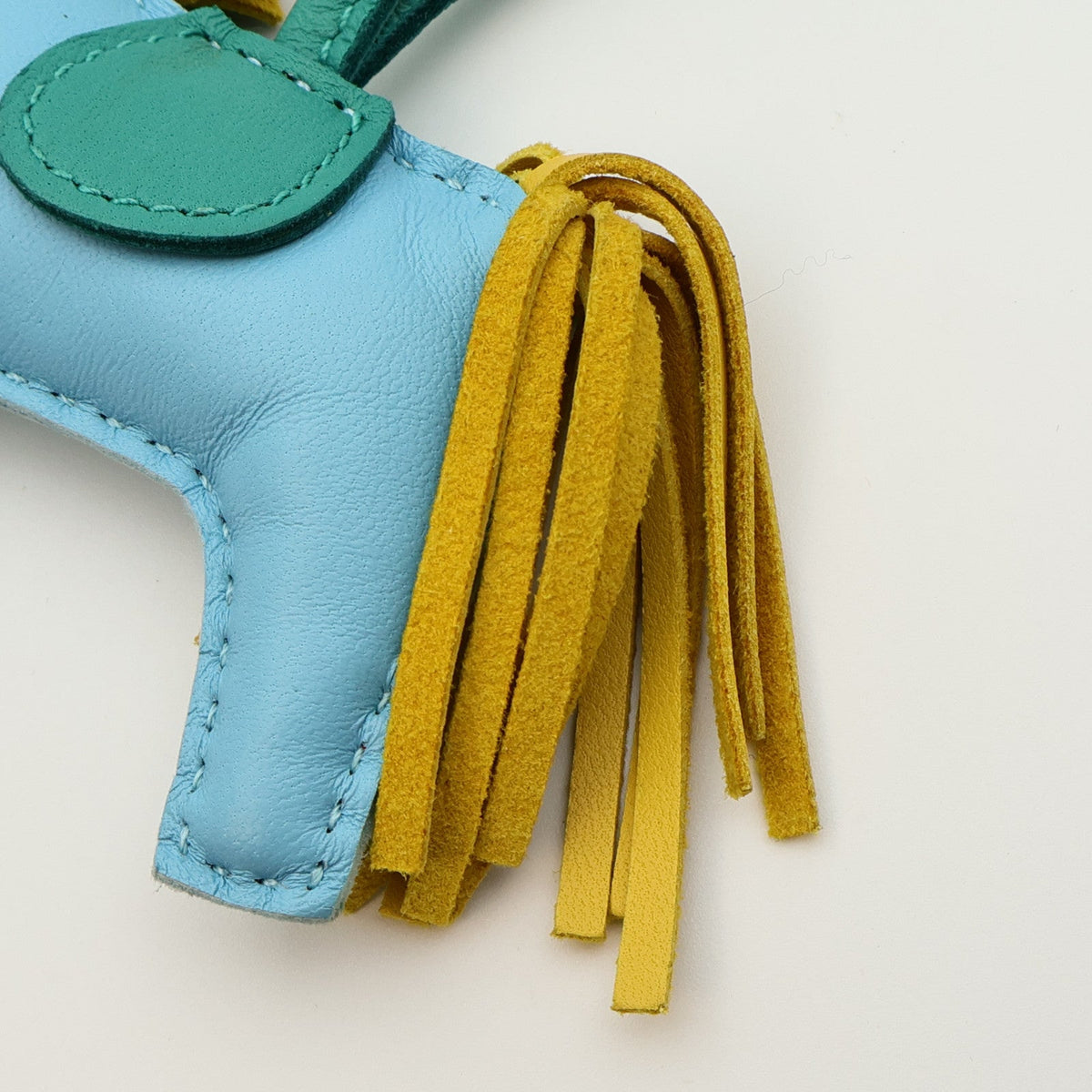 Hermès Rodeo PM Charm · Milo Lambskin