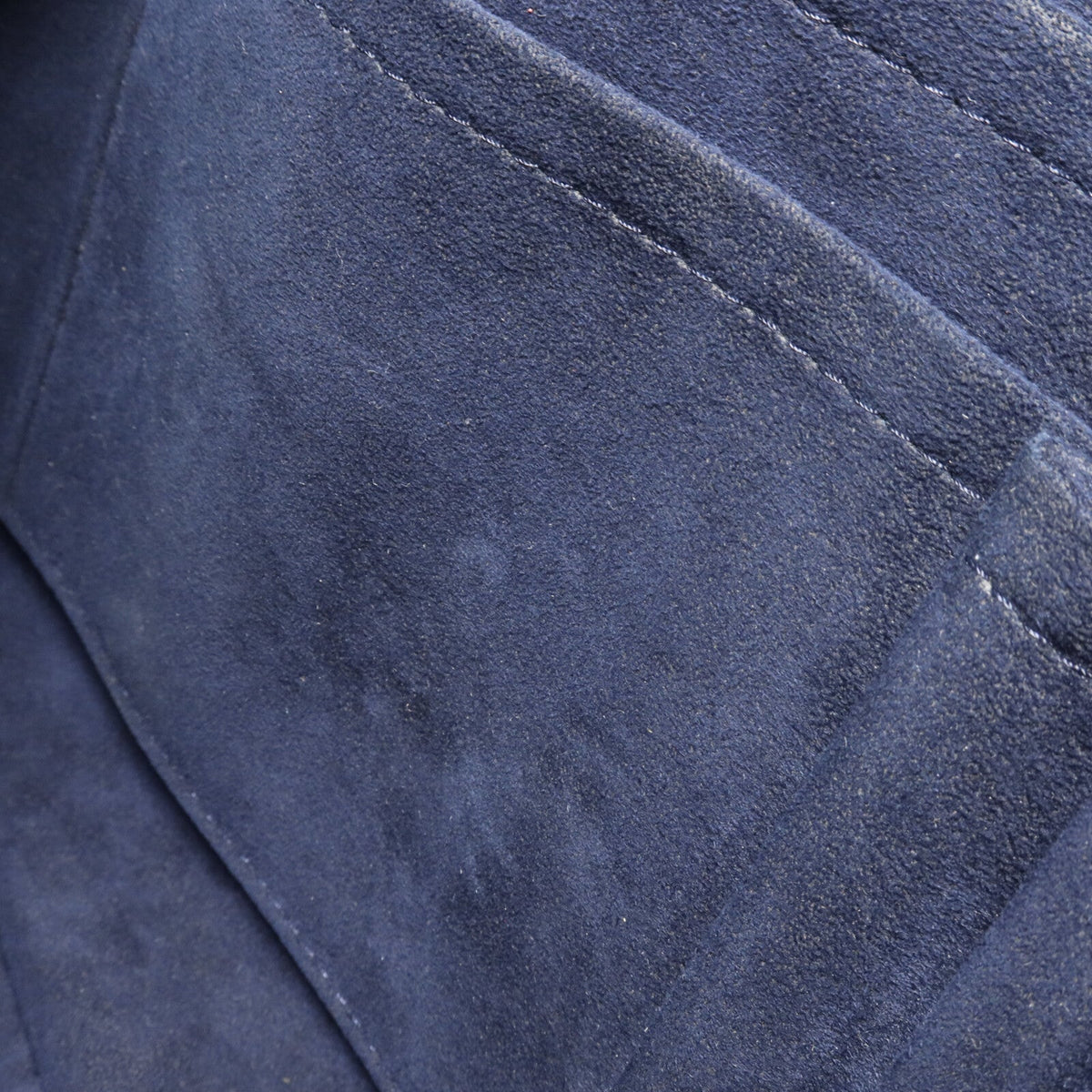 Louis Vuitton Christopher Messenger · Epi