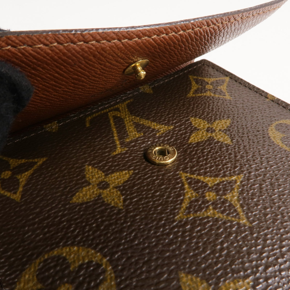Louis Vuitton Wallet · Monogram