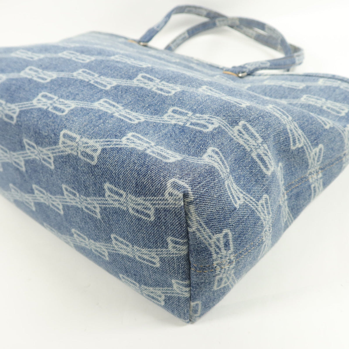 Balenciaga BB Signature Shopper · Denim