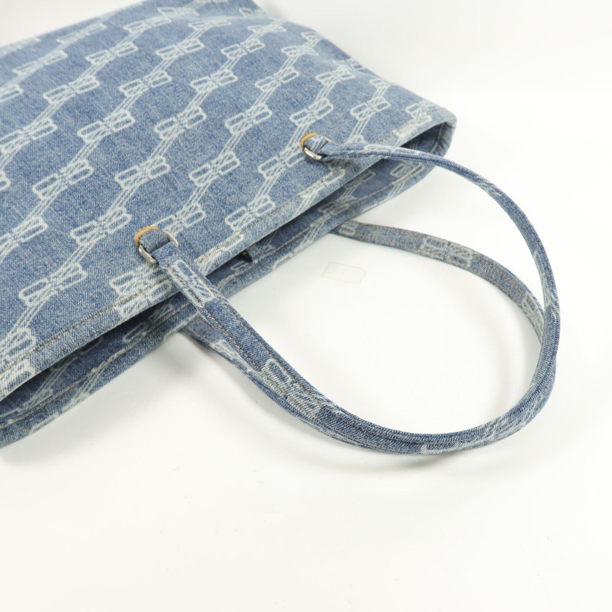 Balenciaga BB Signature Shopper · Denim