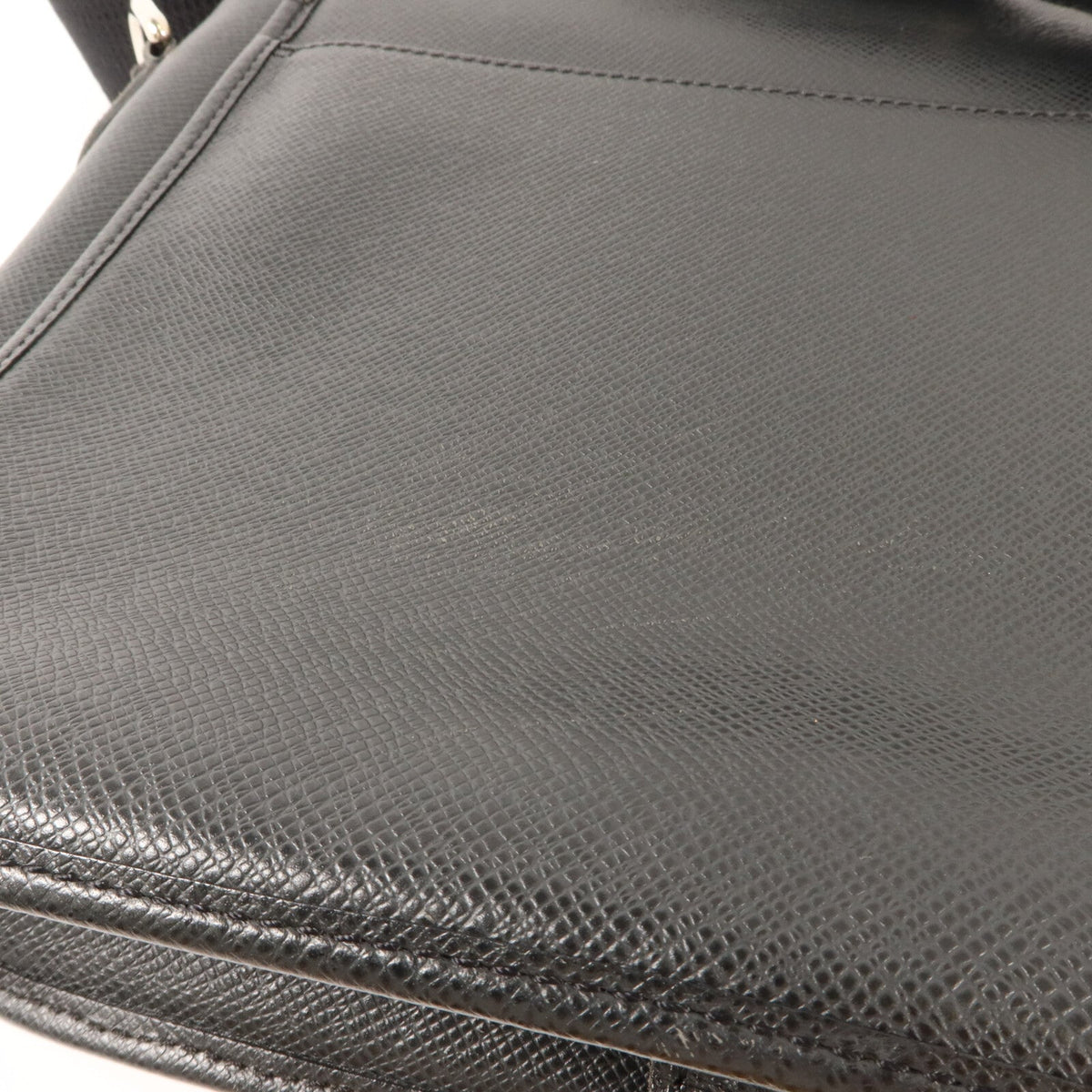 Louis Vuitton Andrei · Taiga