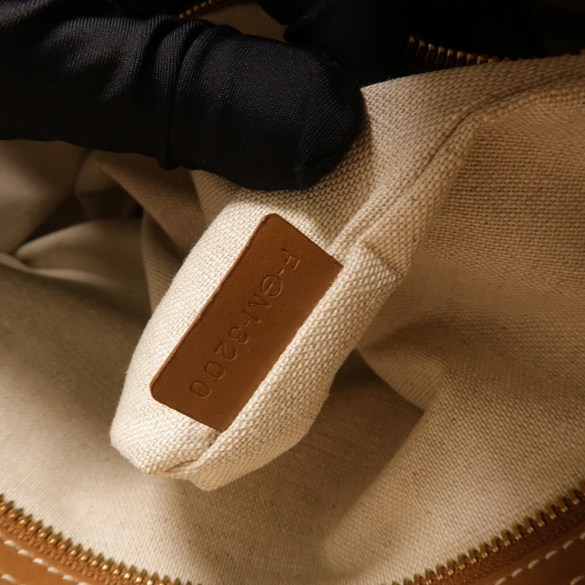 CELINE Horizontal Cabas · Canvas Calfskin