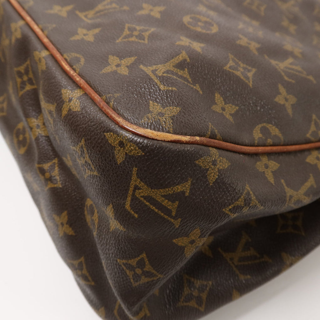 Louis Vuitton Batignolles · Monogram