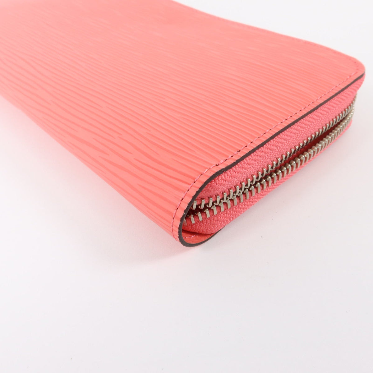 Louis Vuitton Zippy Wallet · Epi Leather