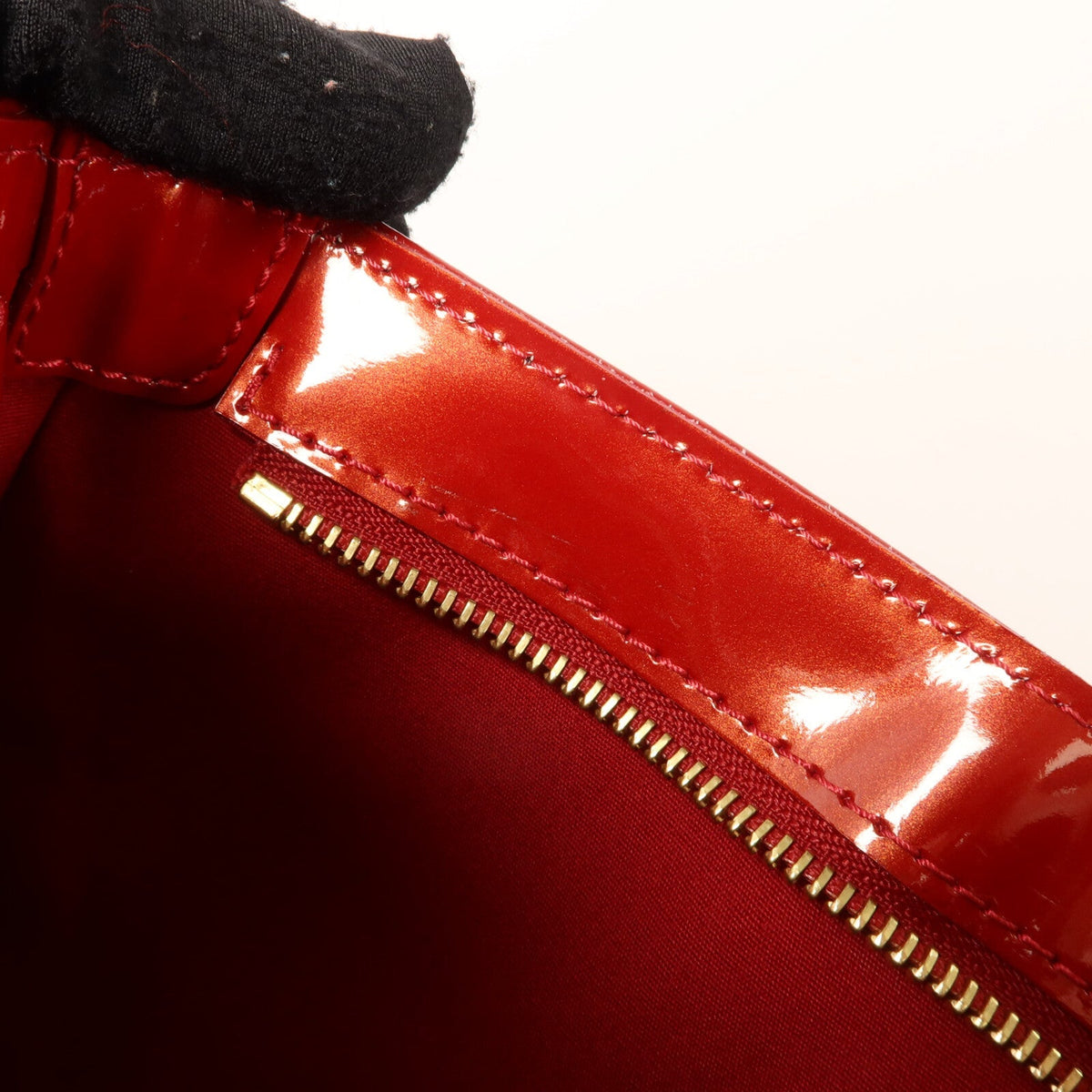 Louis Vuitton Brentwood · Monogram Vernis