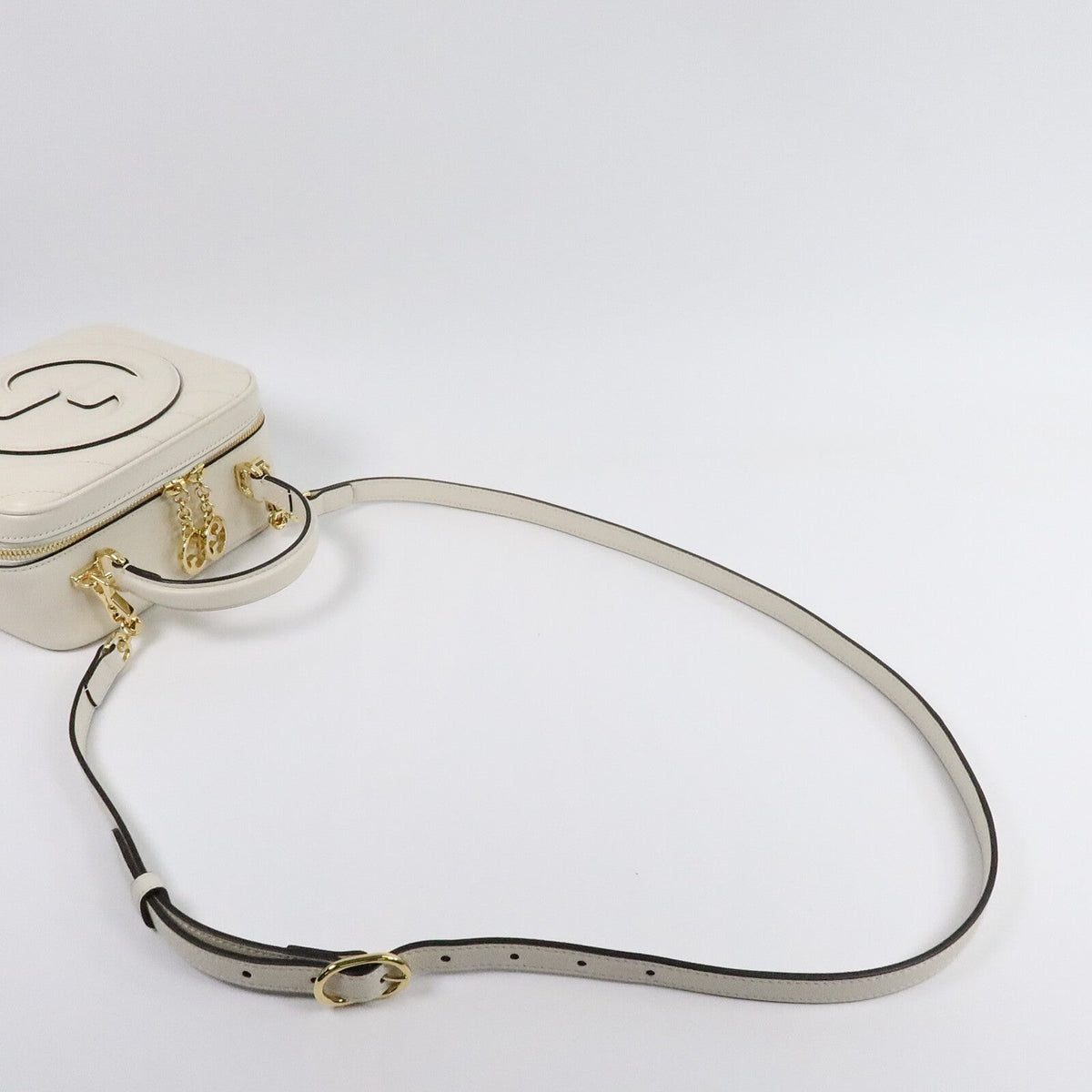 Gucci Blondie · Calfskin Top Handle