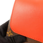 Louis Vuitton Locky BB · Monogram