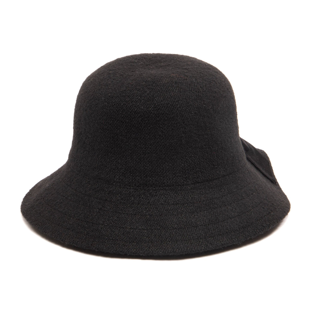 Jean Ann - Bucket with Velvet Bow