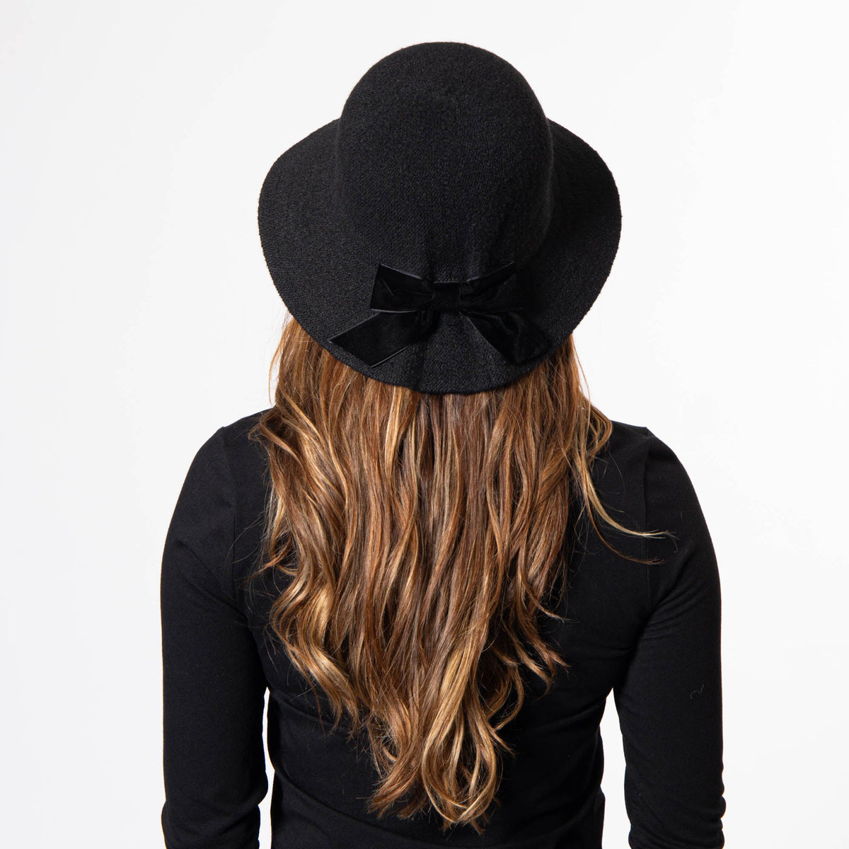 Jean Ann - Bucket with Velvet Bow