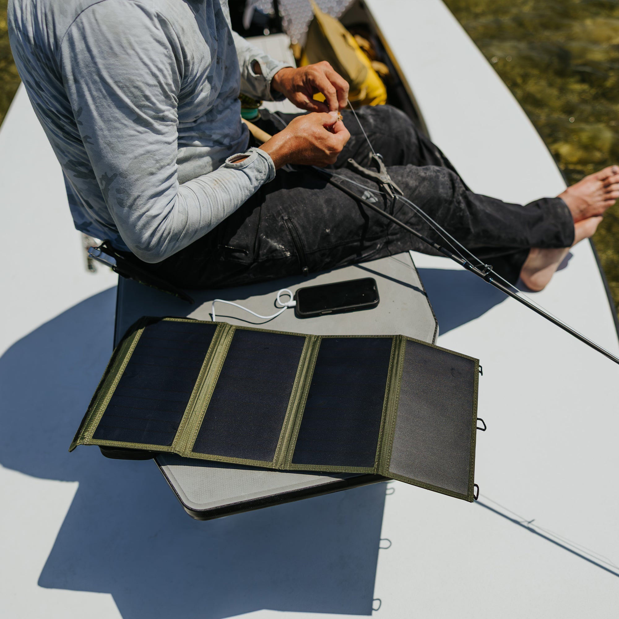 28W 4 Panel Solar Charger