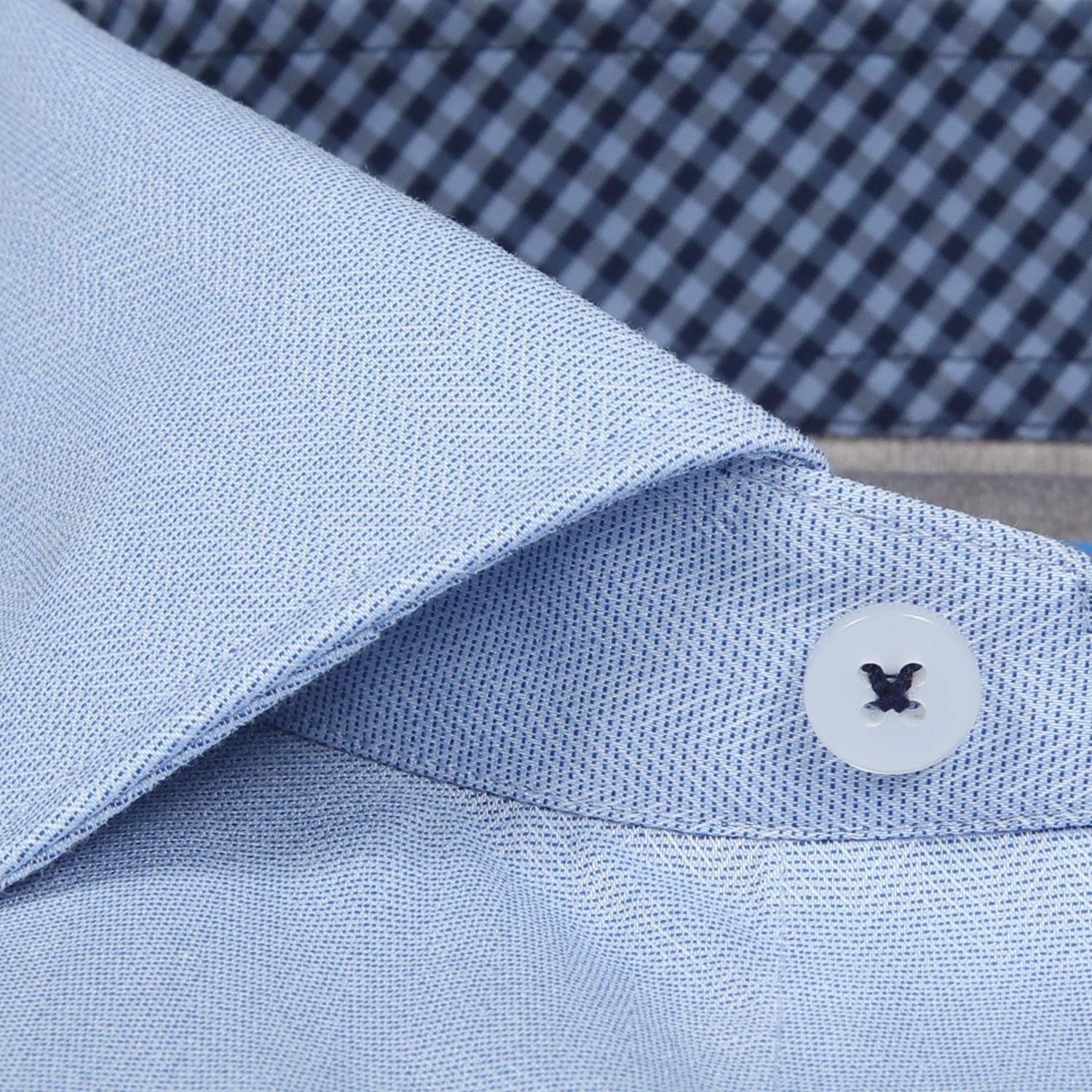 Leader Non-Iron Contrast // Blue Check