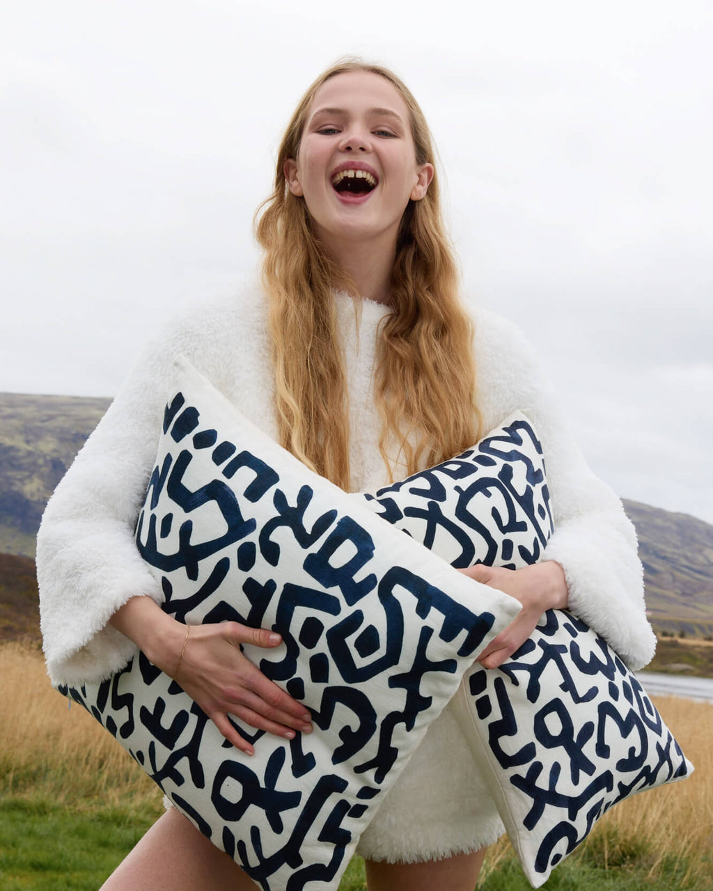 Maya Small Lumbar Pillow