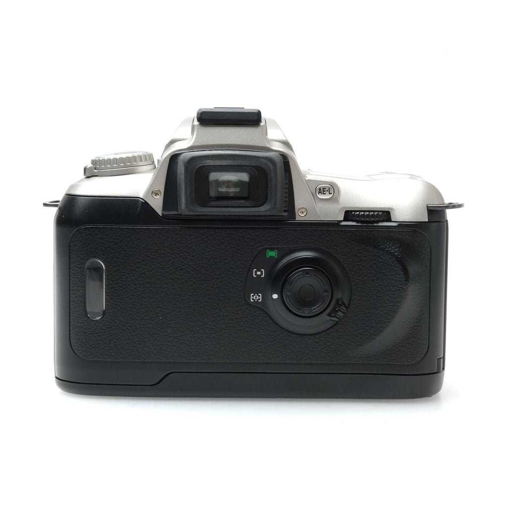 Nikon N75 / Nikon F75 35mm Film Camera w/ Kit Lens